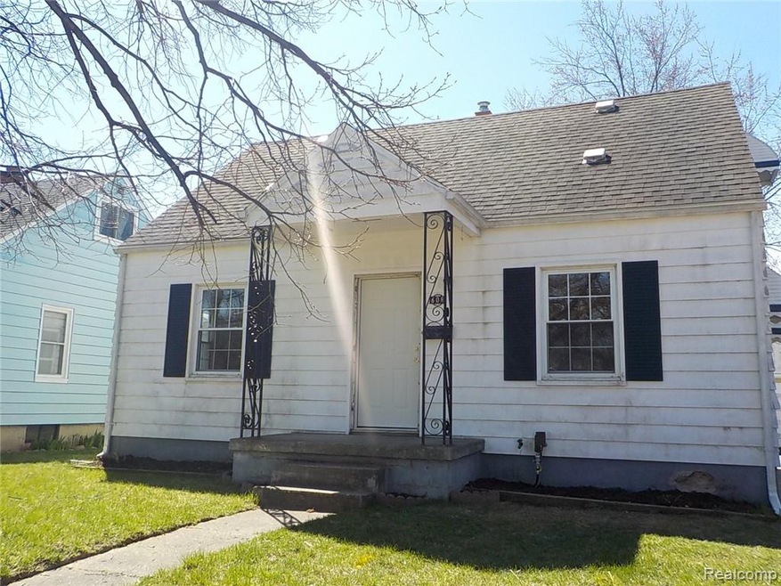 608 Mckinley Ave, Flint, MI 48507 - photo 1