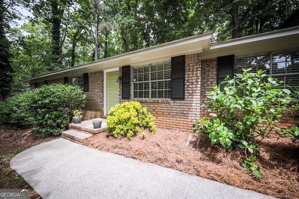 5666 Goldfield Dr, Acworth, GA 30102 - photo 1