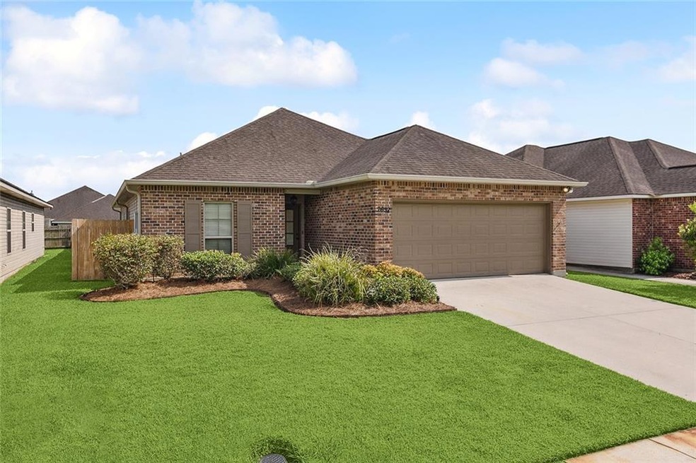 2637 Sea Shore Dr, Marrero, LA 70072 - photo 1