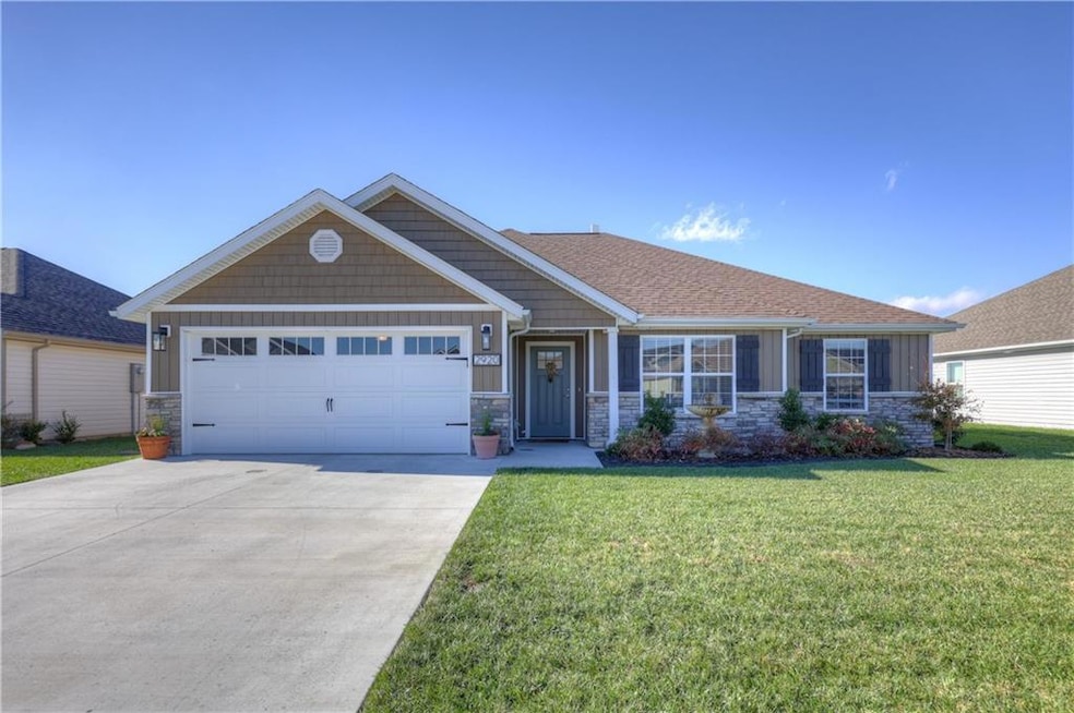 2920 Nellie Mae, Joplin, MO 64804 - photo 1