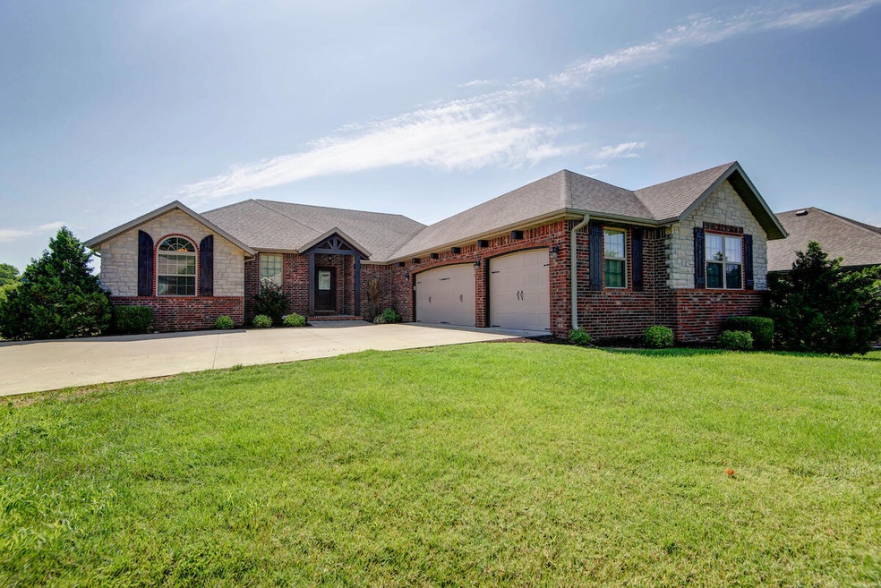 1250 S Rosemoor Dr, Nixa, MO 65714 - photo 1