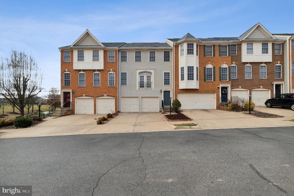 12063 Kemps Landing Cir, Manassas, VA 20109 - photo 1