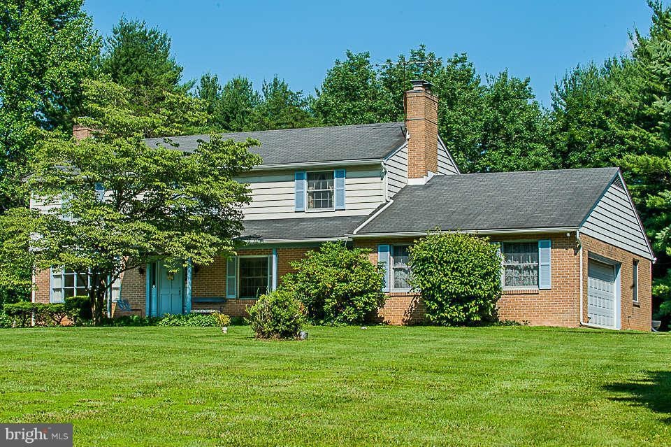 1015 Green Hill Farm Rd, Reisterstown, MD 21136 - photo 1