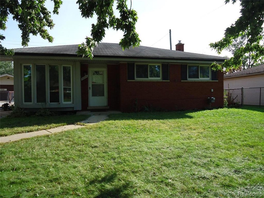 15222 Elderwood St, Roseville, MI 48066 - photo 1