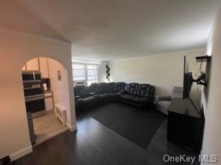 13 Winchester Ave unit 2A, Yonkers, NY 10710 - photo 1