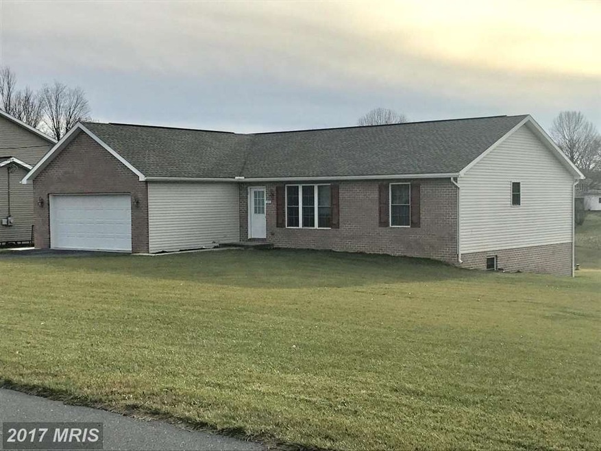 2232 Adin Ln, Chambersburg, PA 17202 - photo 1