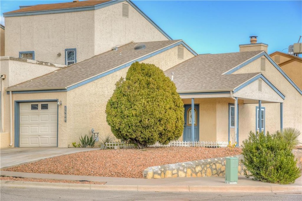 1500 Pintoresco Dr, El Paso, TX 79935 - photo 1