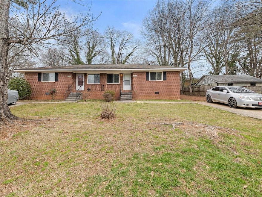 1078 Center St SW, Mableton, GA 30126 - photo 1