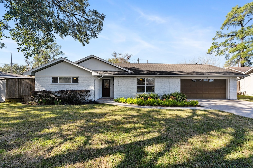 Welcome to 1521 Adkins Road!