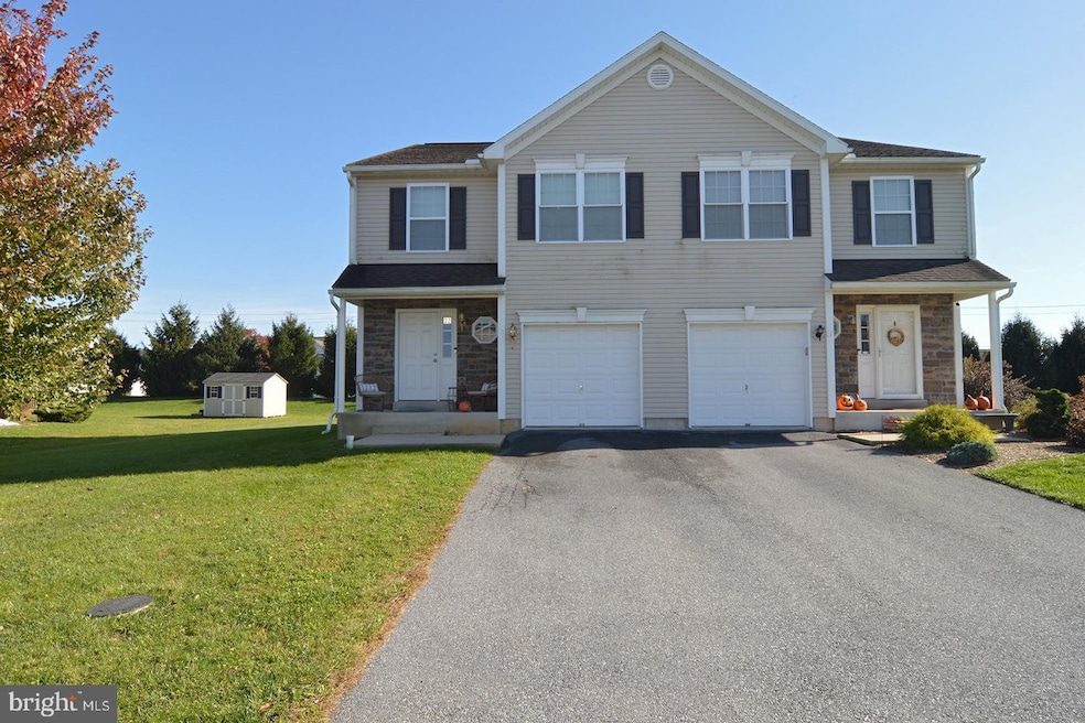 22 N Calais Dr, Reading, PA 19605 - photo 1