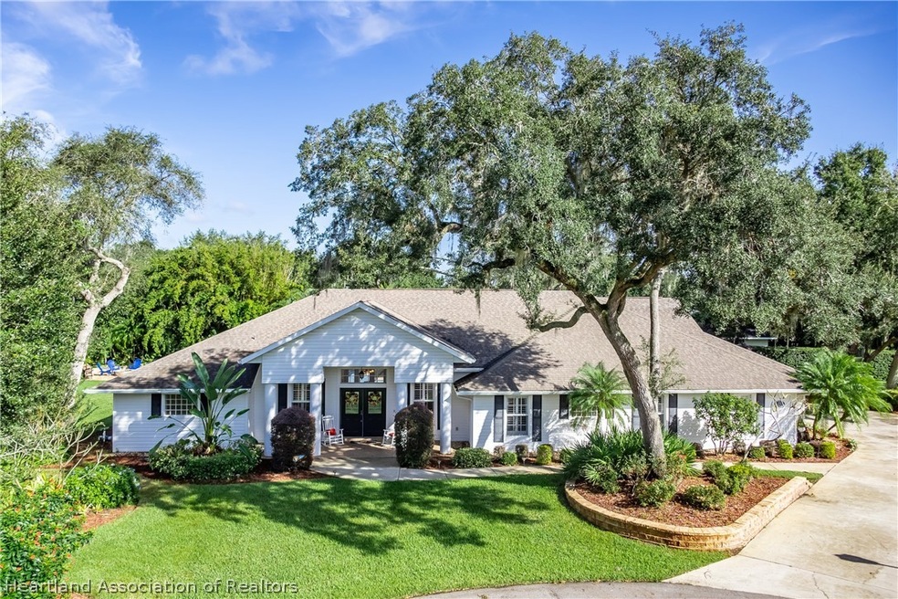 108 Huntley Oaks Ct, Lake Placid, FL 33852 - photo 1