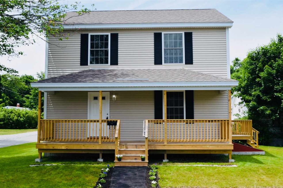 8 Spring St, Rochester, NH 03868 - photo 1