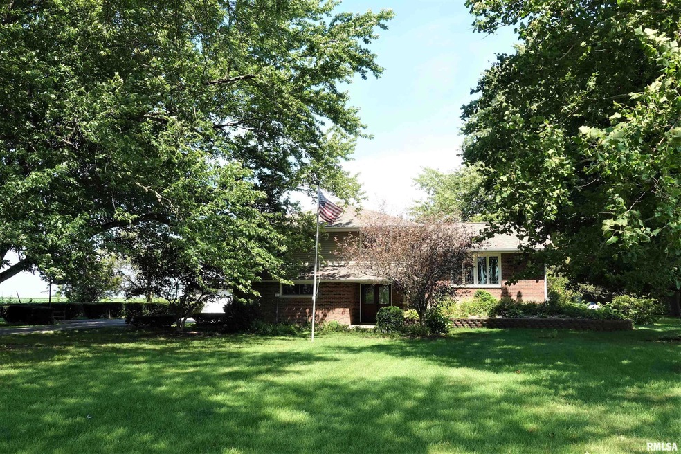 2717 W Fremont St, Galesburg, IL 61401 - photo 1