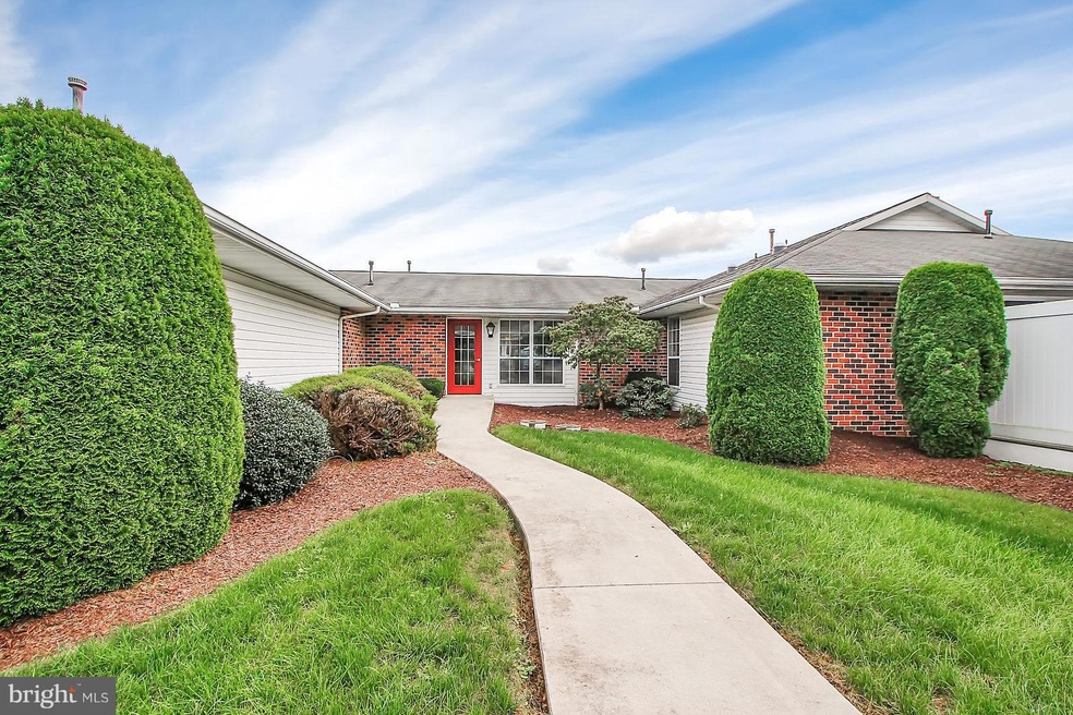 2731 Meadow Dr unit 1A, Gettysburg, PA 17325 - photo 1