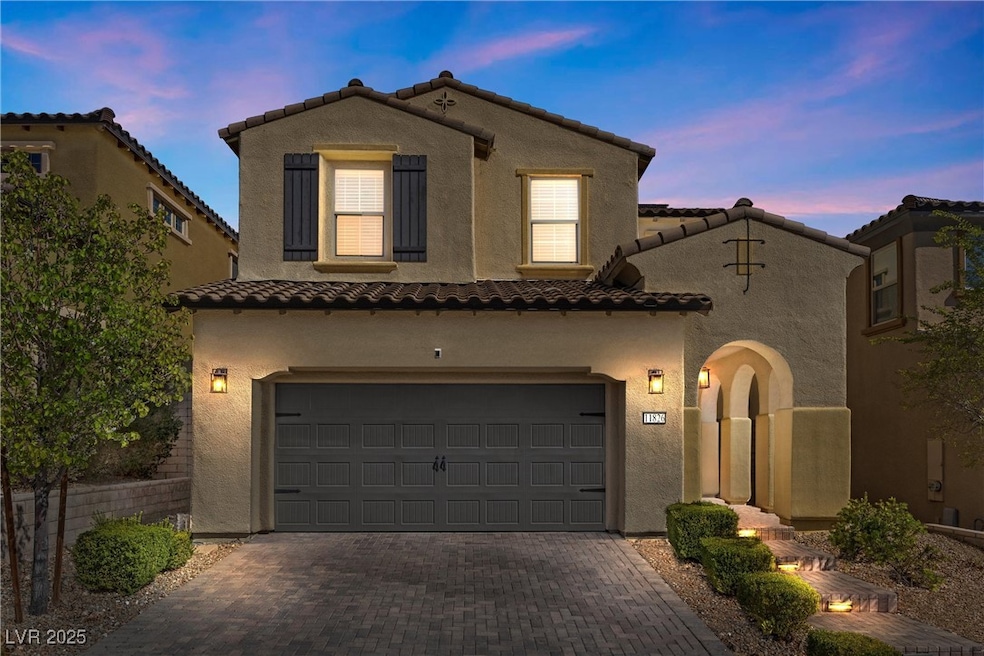 Mediterranean / spanish house with a tile roof, de