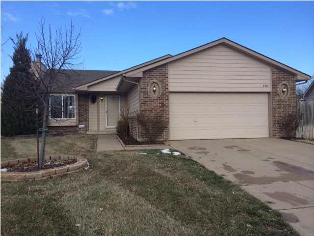 2321 S Crestline Ct