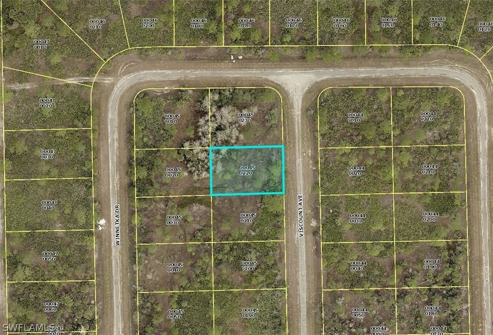 2155 Viscount Ave, Lehigh Acres, FL 33972 - photo 1