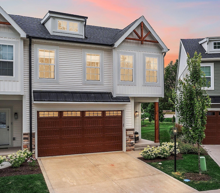 1609 Melanie Ln, Chesterton, IN 46304 - photo 1