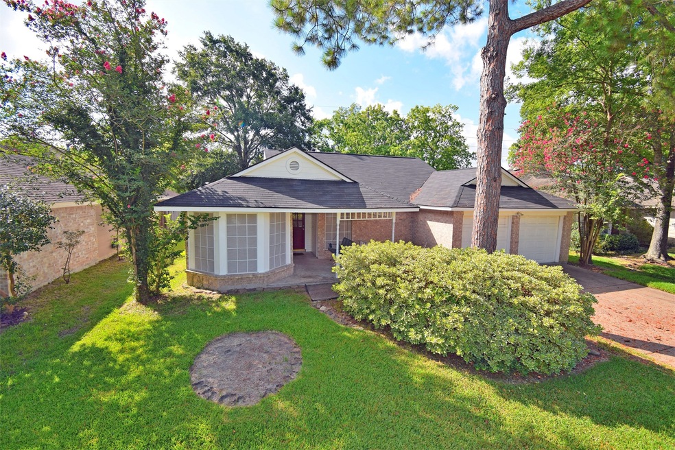 8526 Sunny Ridge Dr, Houston, TX 77095 - photo 1