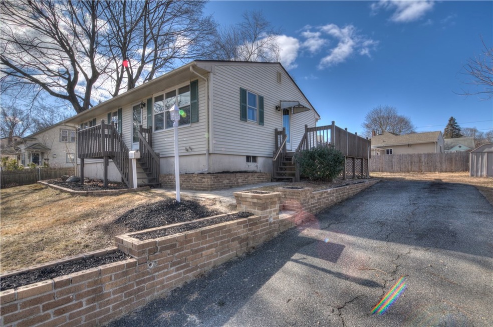 15 Plante Ct, West Warwick, RI 02893 - photo 1