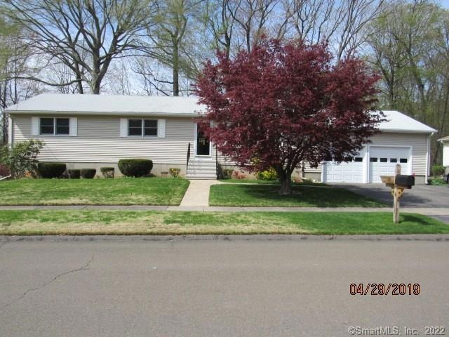 80 Peacock Dr, Stratford, CT 06614 - photo 1