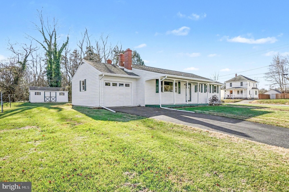 8 Iler Ln, Chesapeake City, MD 21915 - photo 1