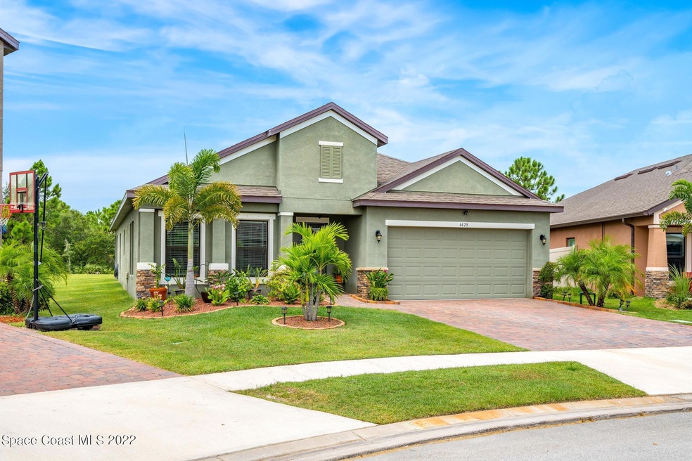 1 - 4428 Alligator Flag Cir (99)