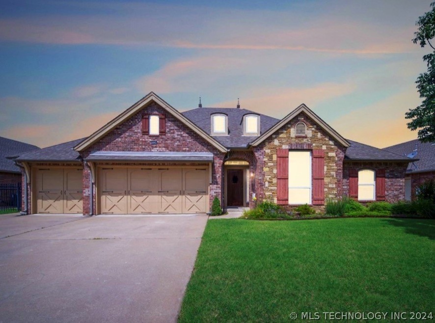 4528 S Sycamore Ave, Broken Arrow, OK 74011 - photo 1