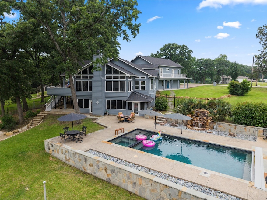 For Sale $1,390,000 • Co-Listing Agent