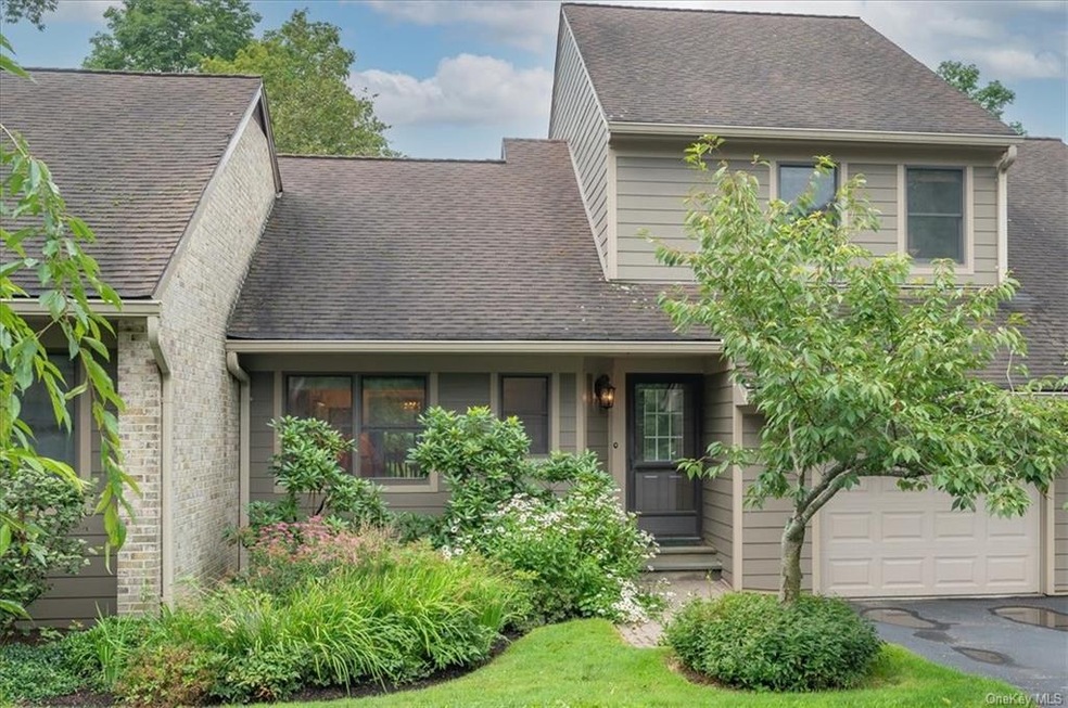 341 Furnace Dock Rd unit 55, Cortlandt Manor, NY 10567 - photo 1