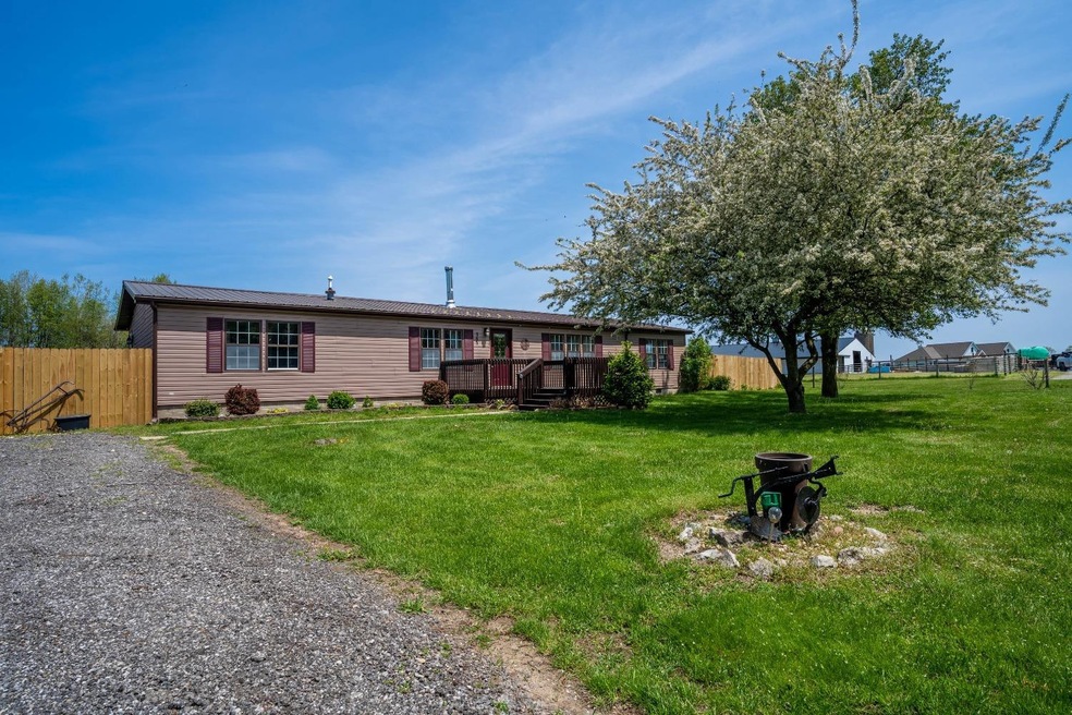 565 E 500 S, La Porte, IN 46350 - photo 1