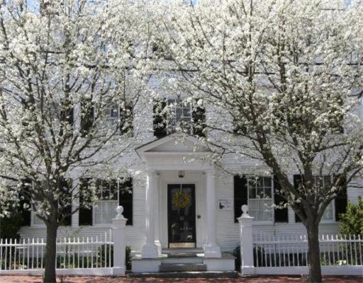 20 Fruit St unit 1, Newburyport, MA 01950 - photo 1