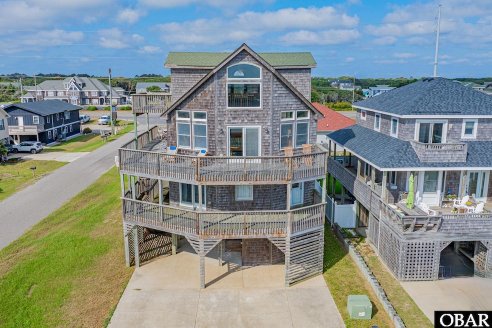 Sold $762,772 • Co-Listing Agent