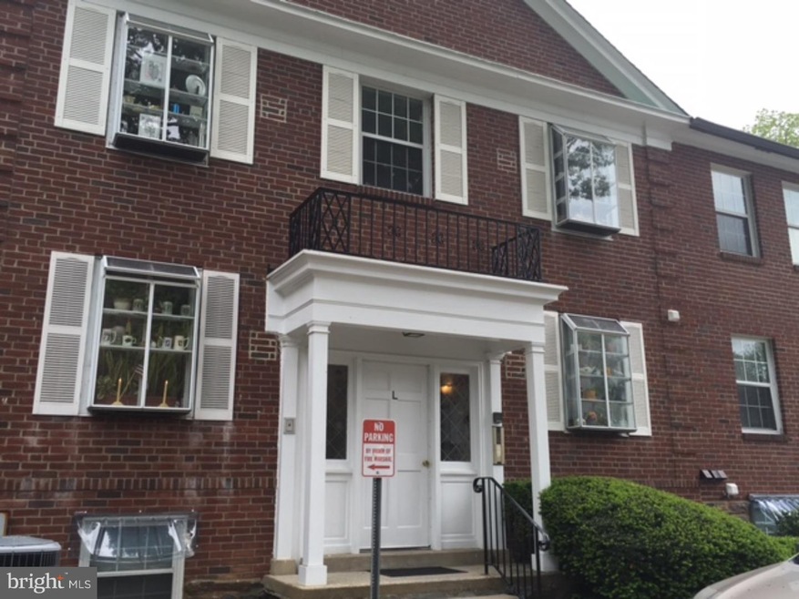 922 Montgomery Ave unit L5, Bryn Mawr, PA 19010 - photo 1
