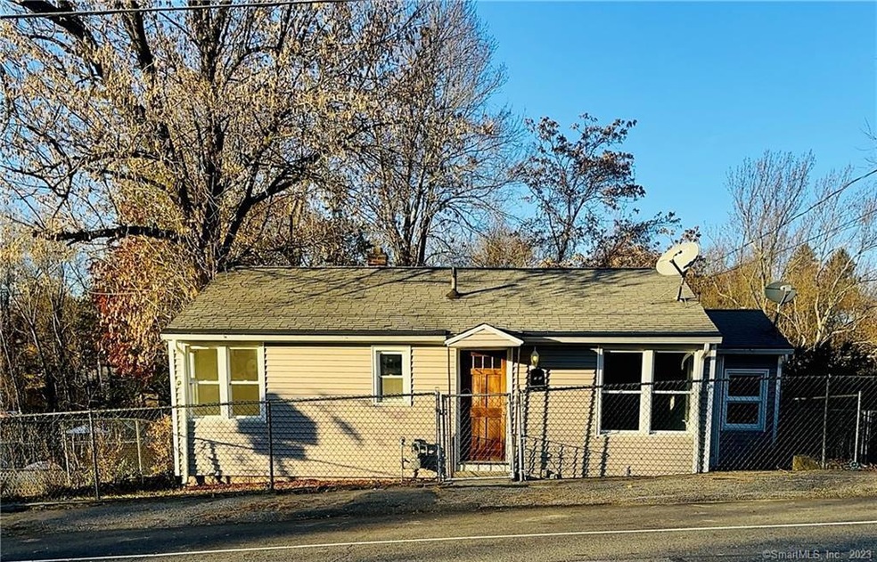 75 Brookview Ave, Waterbury, CT 06706 - photo 1