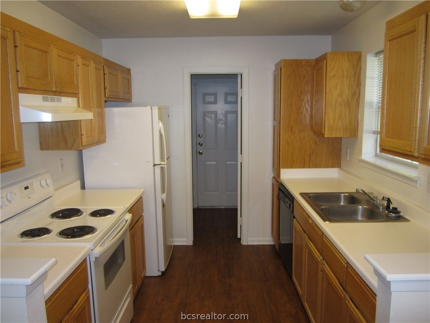 2519 Ashford Dr, College Station, TX 77840 - photo 1