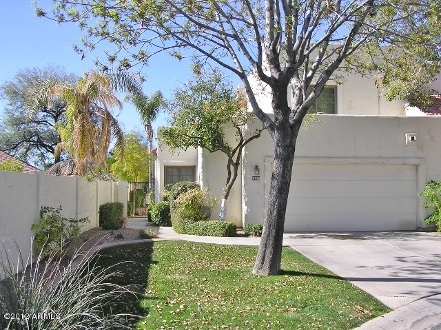 EAST FACING FRONT ENTRY