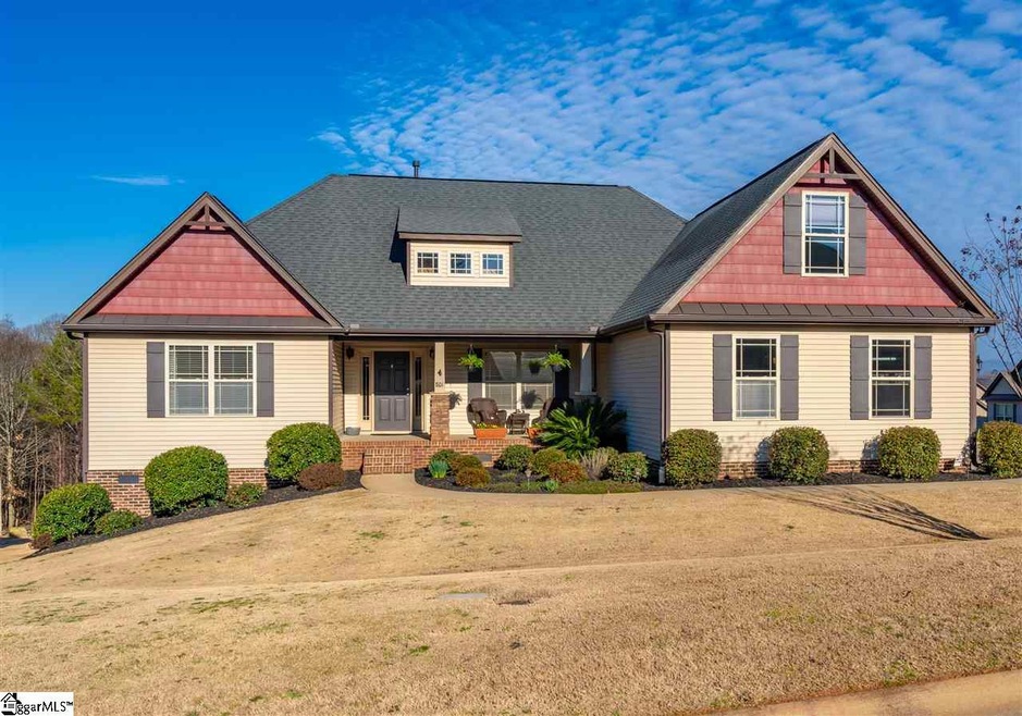 801 Mirandy Ct, Travelers Rest, SC 29690 - photo 1