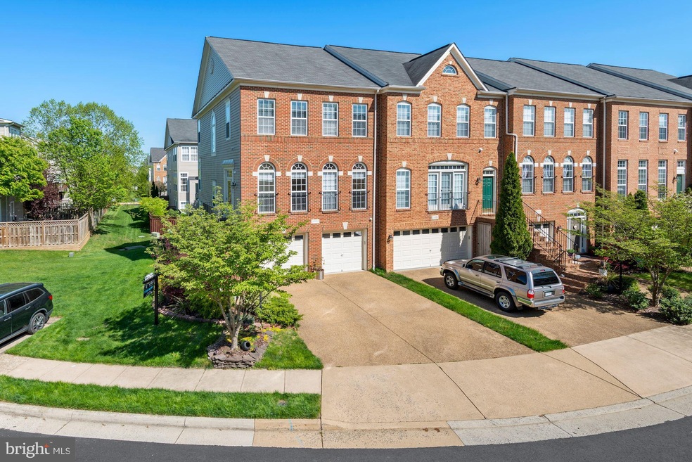 21886 Hawksbury Terrace, Broadlands, VA 20148 - photo 1