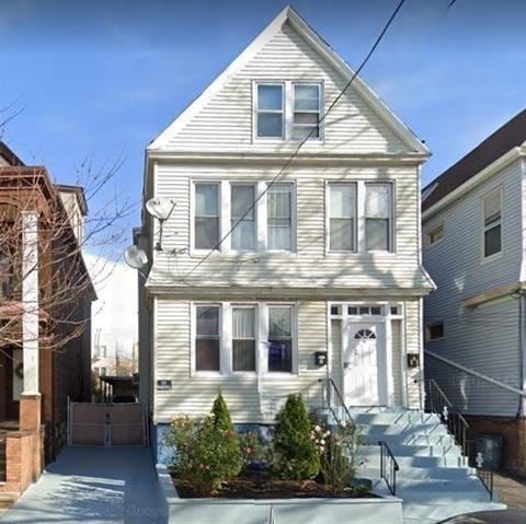 For Rent $2,100/month