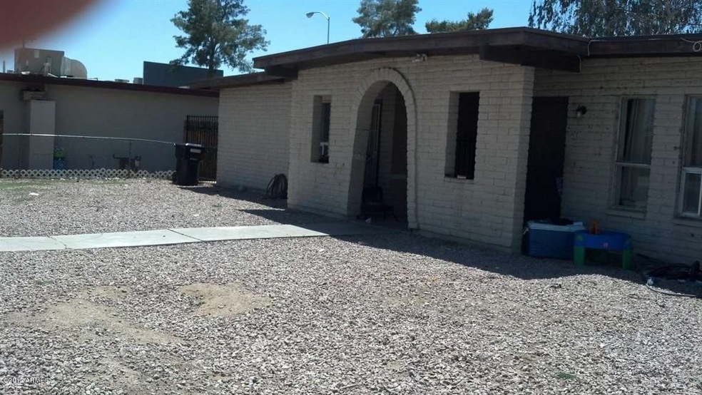 Tri-plex NE Mesa