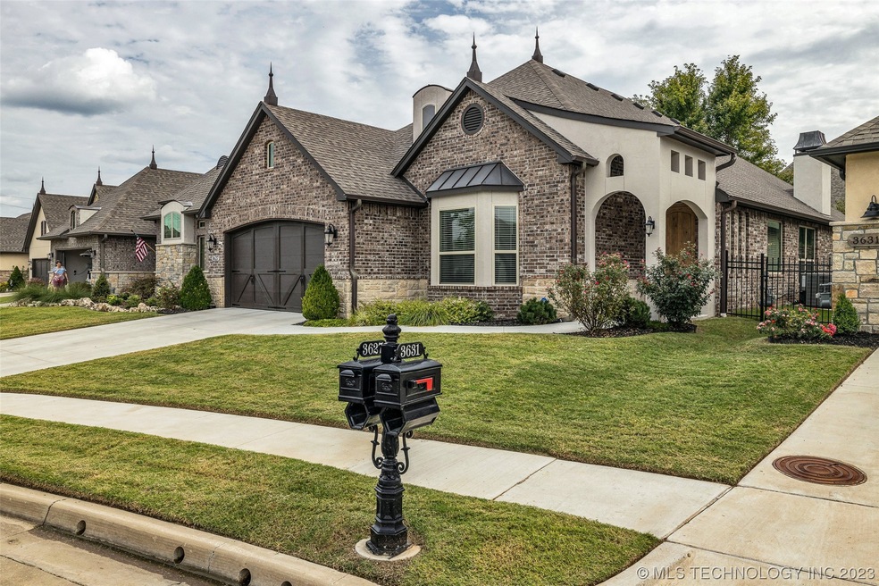 BEAUTIFUL BRICK/STUCCO 3 BEDROOM, 2 BATH PATIO HOM