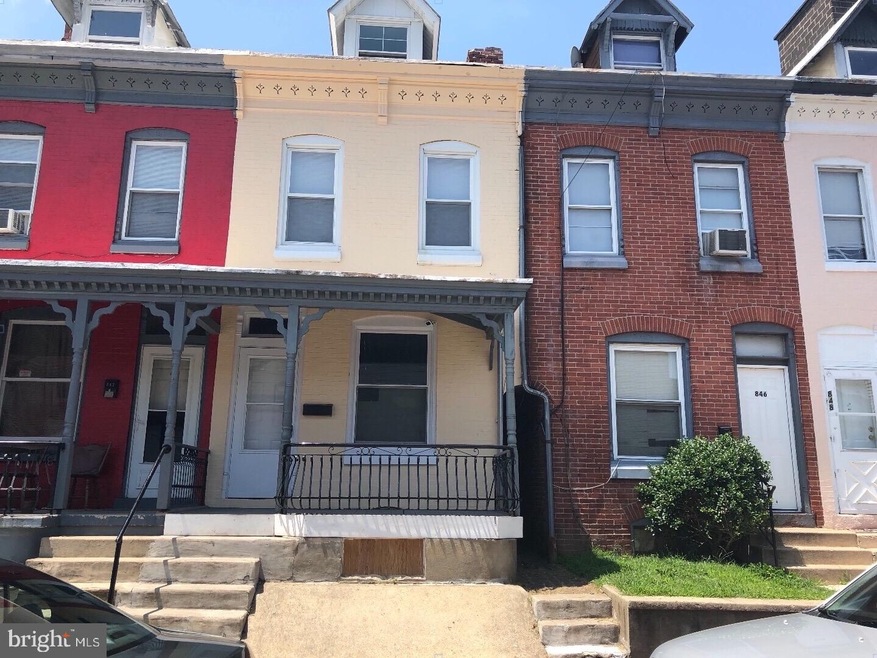 844 Mulberry St, Reading, PA 19604 - photo 1