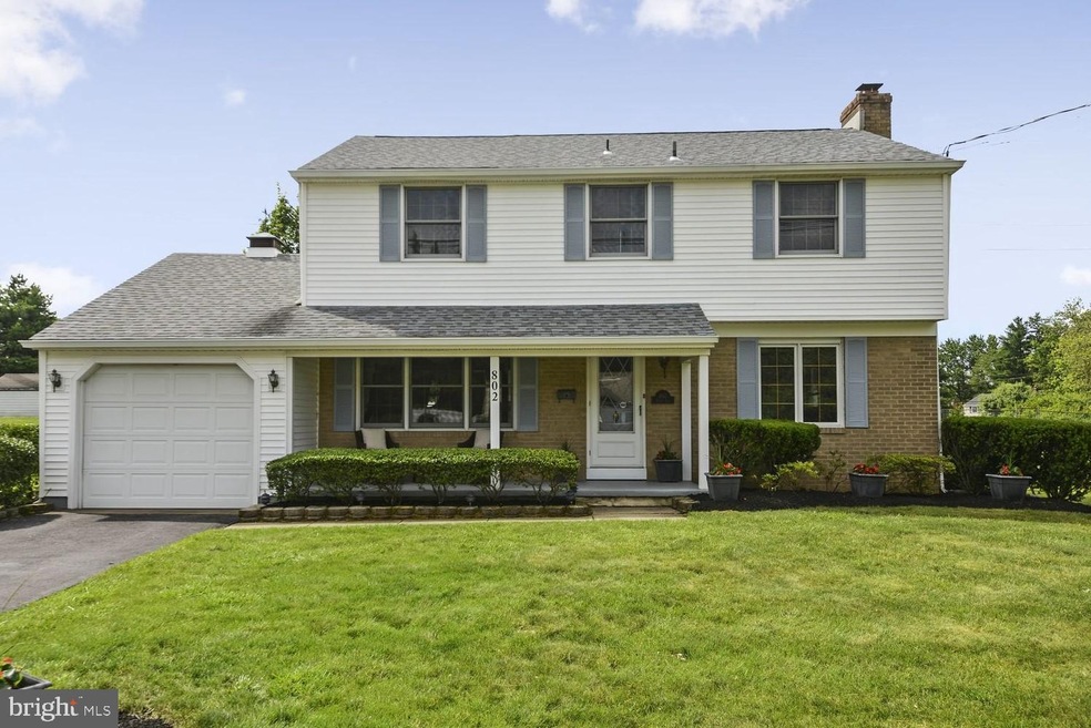 802 Hilltop Rd, Cinnaminson, NJ 08077 - photo 1