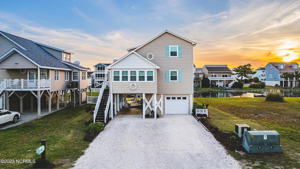 Sold $940,000 • Co-Listing Agent