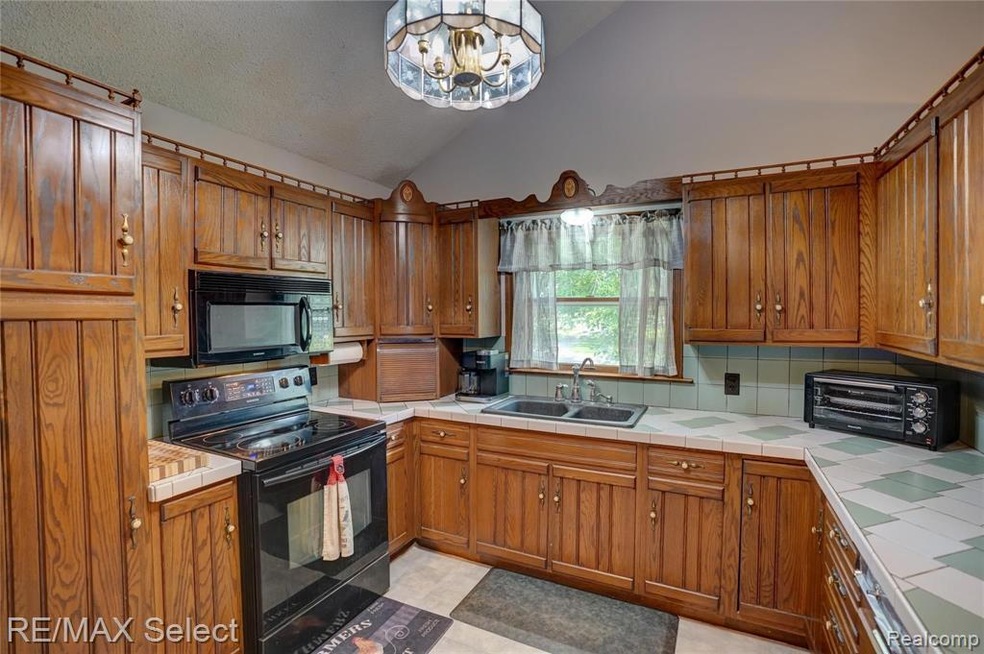 6182 Willard Road  077.jpg