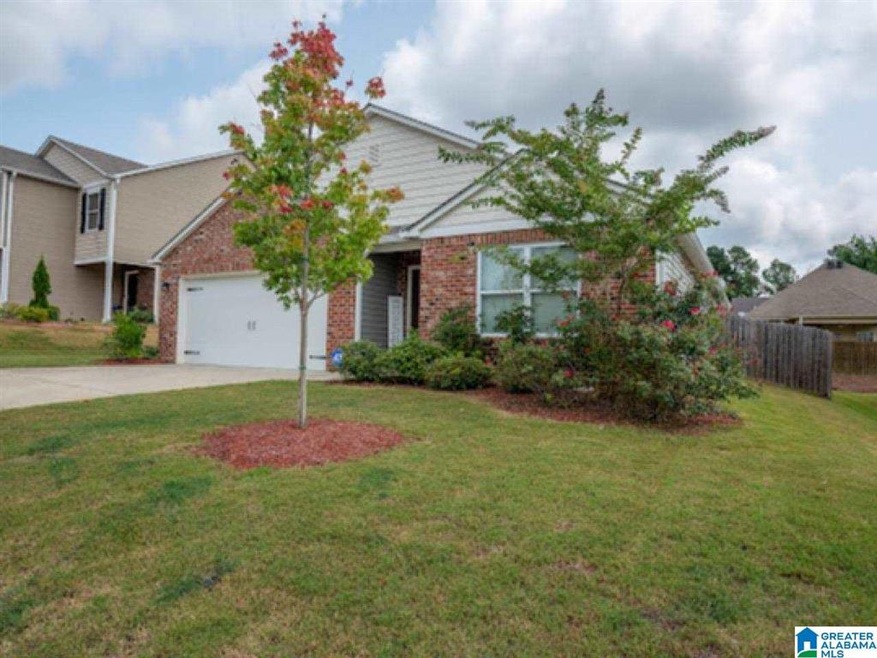 2042 Kerry Cir, Calera, AL 35040 - photo 1