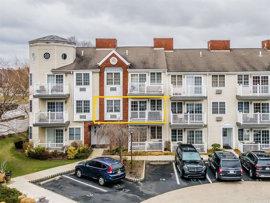 9446 Magnolia Ct unit 2B, Ozone Park, NY 11417 - photo 1