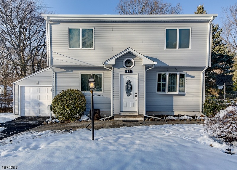 17 Pilch St, Bloomfield, NJ 07003 - photo 1