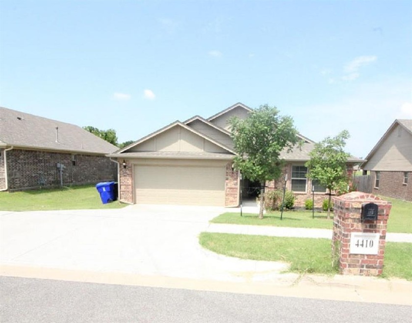4410 Hawk Owl Dr, Norman, OK 73072 - photo 1